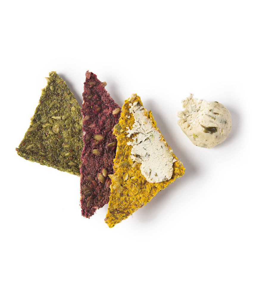 How To Make & Serve The Perfect Raw Vegan Cheese Board