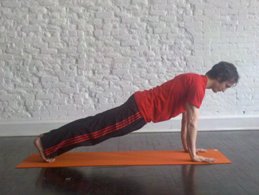 yoga beginners for for poses Pose Yoga Yoga  balance Poses Beginners.jpg Plank