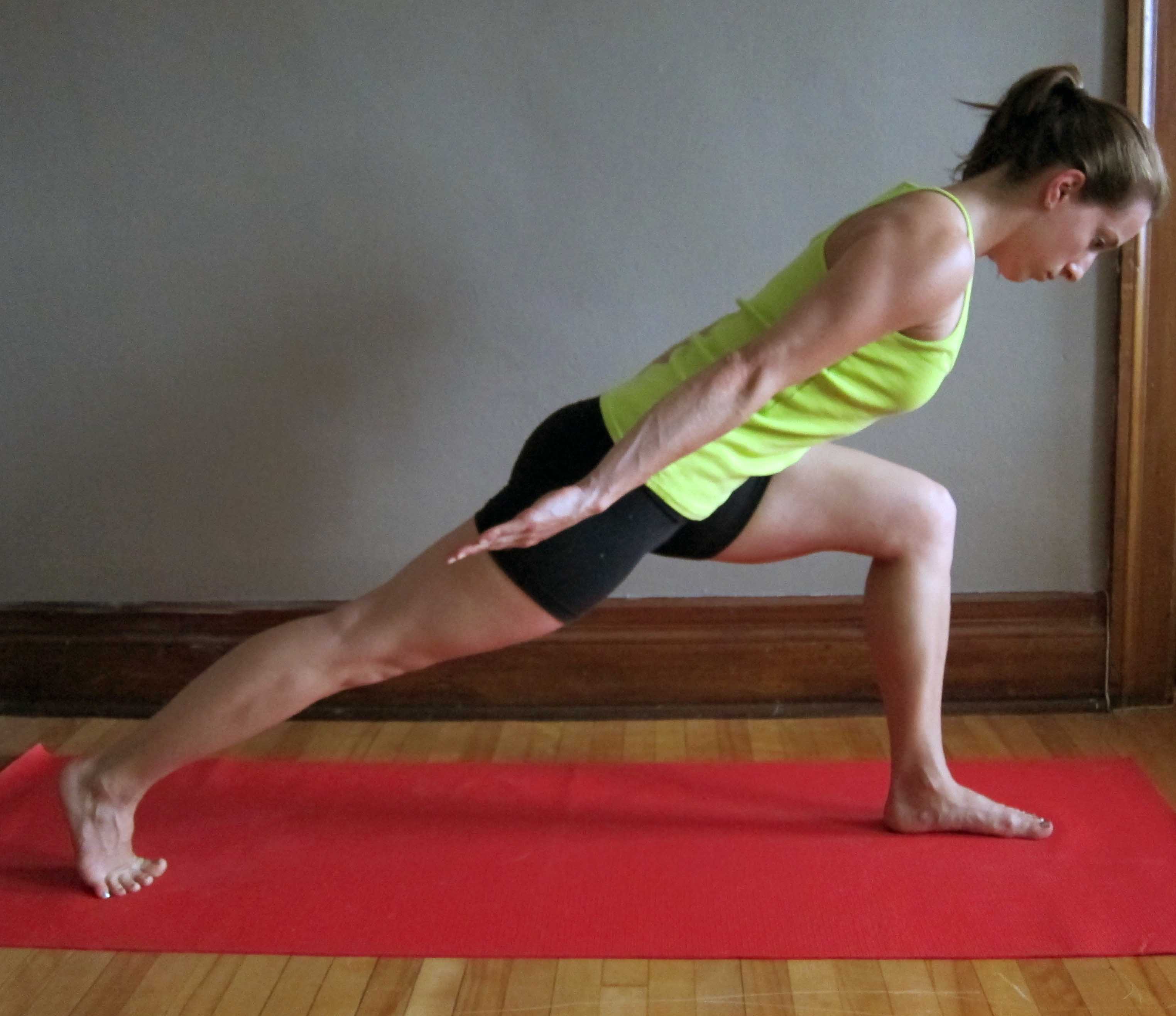 You'll Love This Weighted Yoga Flow Even If You're Not a 'Yoga Person' |  Runner's World